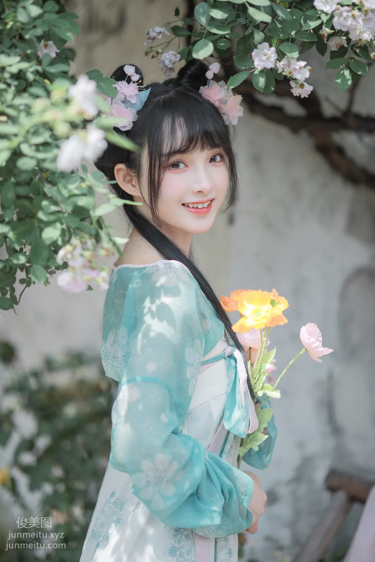 [艺图语] 2022.06.14 渐开荷芰落蔷薇 莉莉崽w page 12