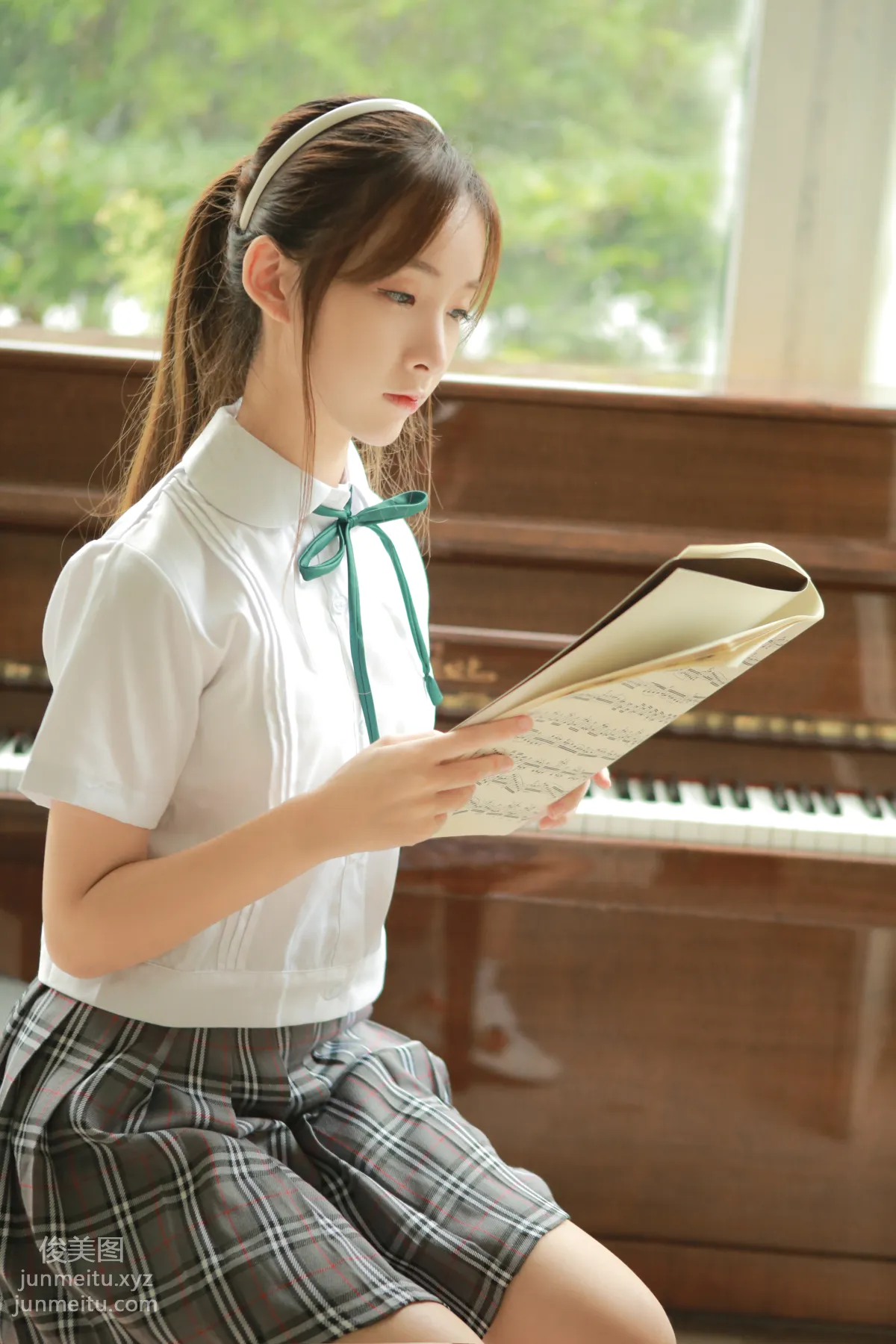 [艺图语] 2022.06.15 四月物语 SNH48-徐诗琪 page 12