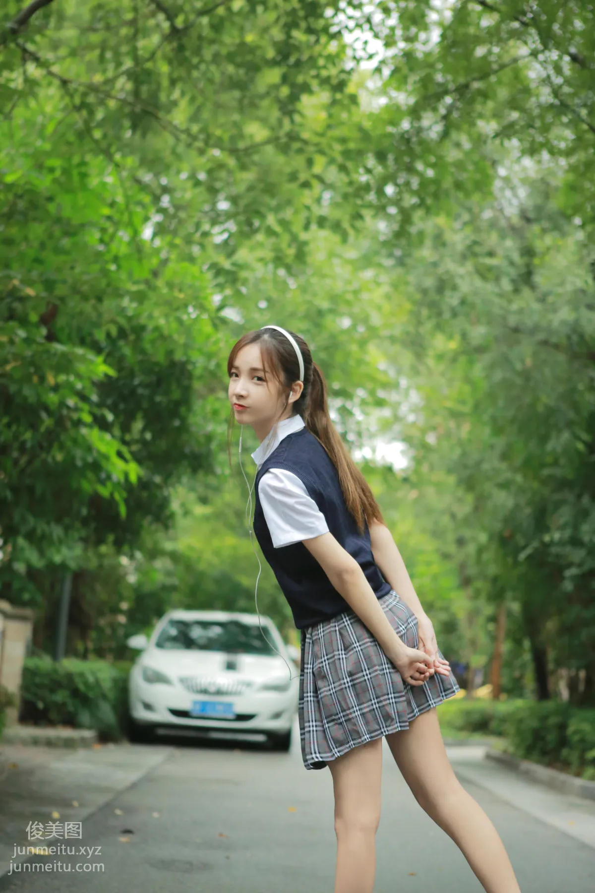 [艺图语] 2022.06.15 四月物语 SNH48-徐诗琪 page 27