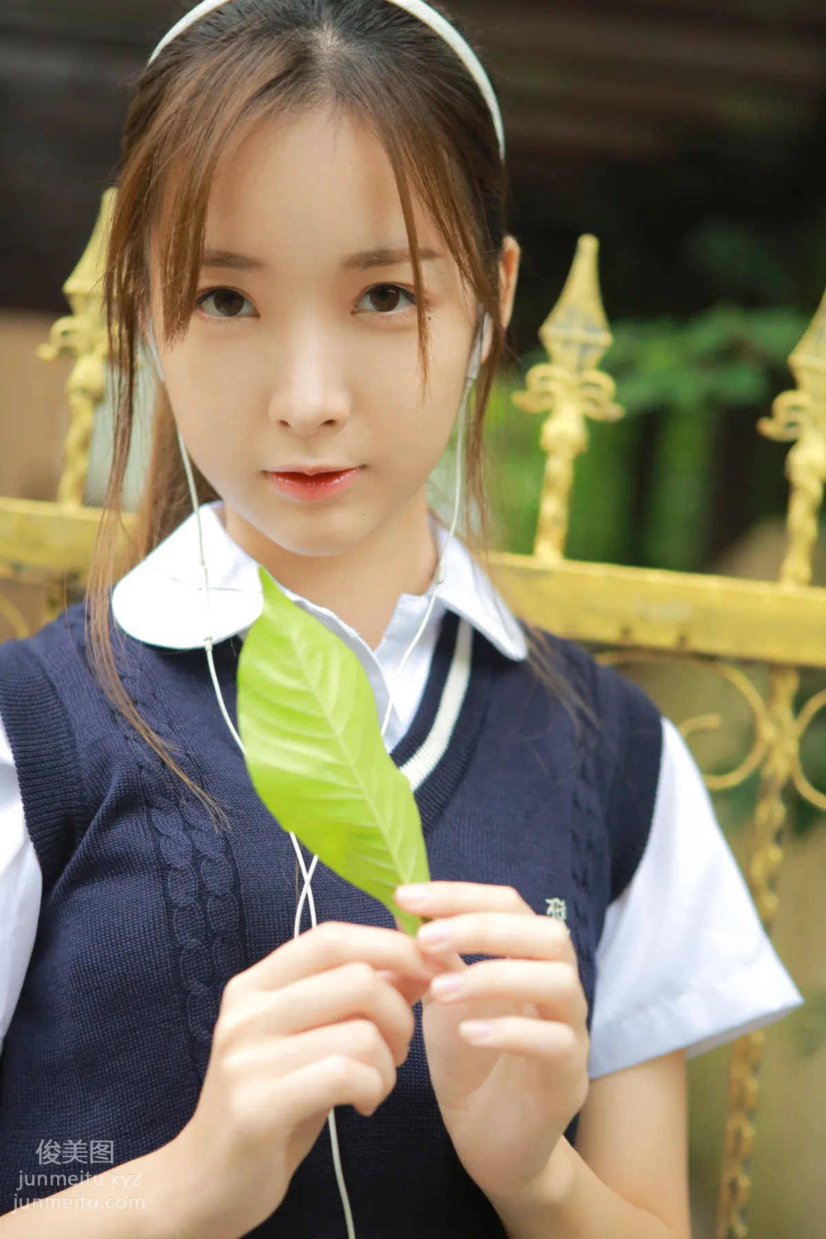 [艺图语] 2022.06.15 四月物语 SNH48-徐诗琪 page 30