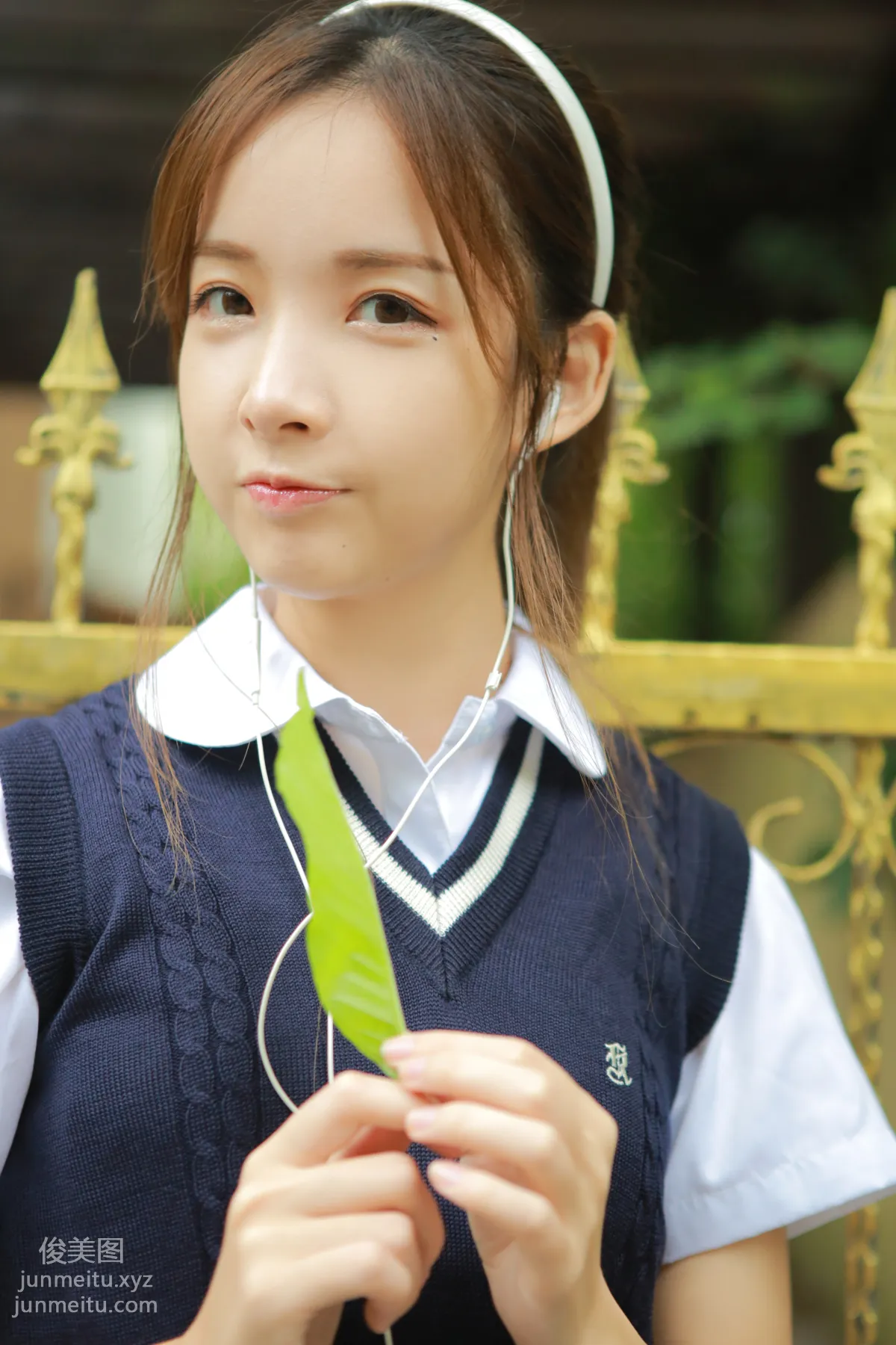 [艺图语] 2022.06.15 四月物语 SNH48-徐诗琪 page 31