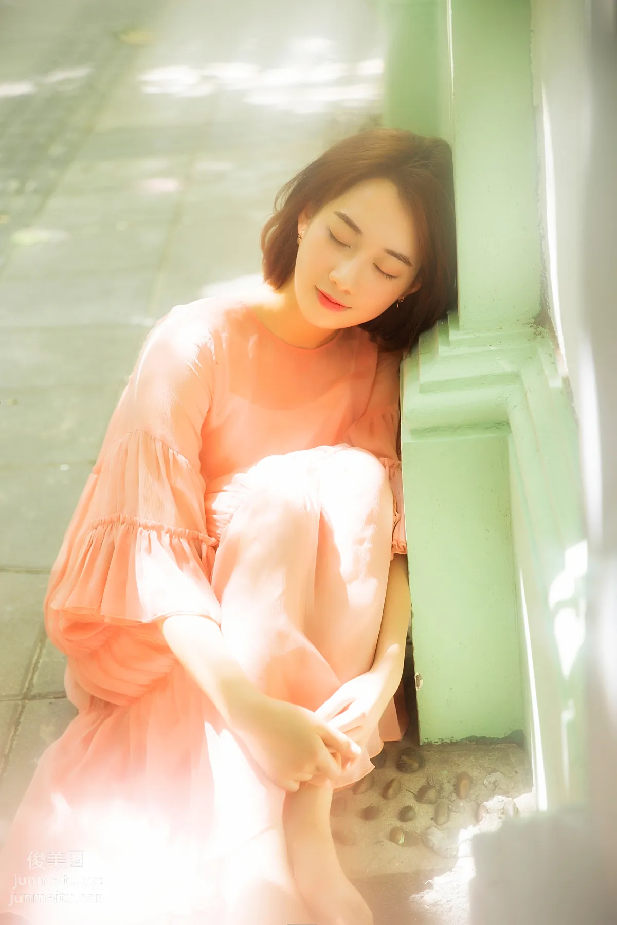 [艺图语] 2022.06.18 原来有些女生真的会发光 赵婧祎zHAoJinGyI page 7