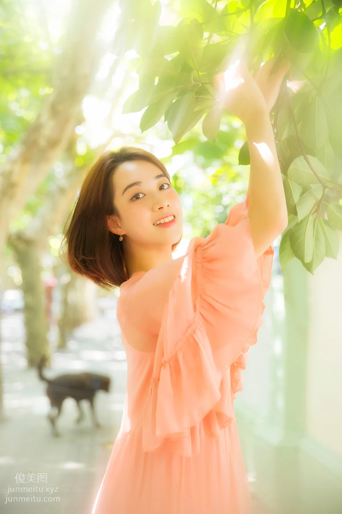 [艺图语] 2022.06.18 原来有些女生真的会发光 赵婧祎zHAoJinGyI page 14