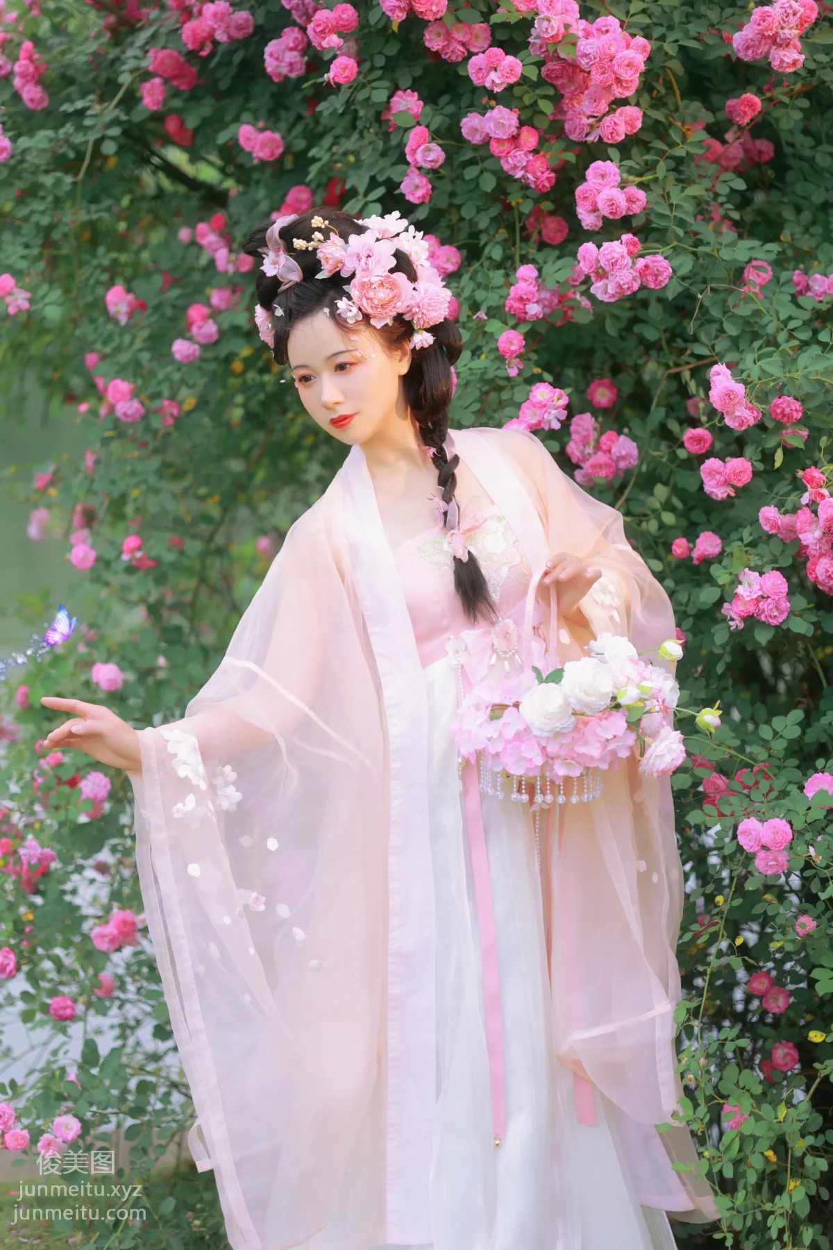 [艺图语] 2022.06.18 蔷薇花神 笑笑 page 6