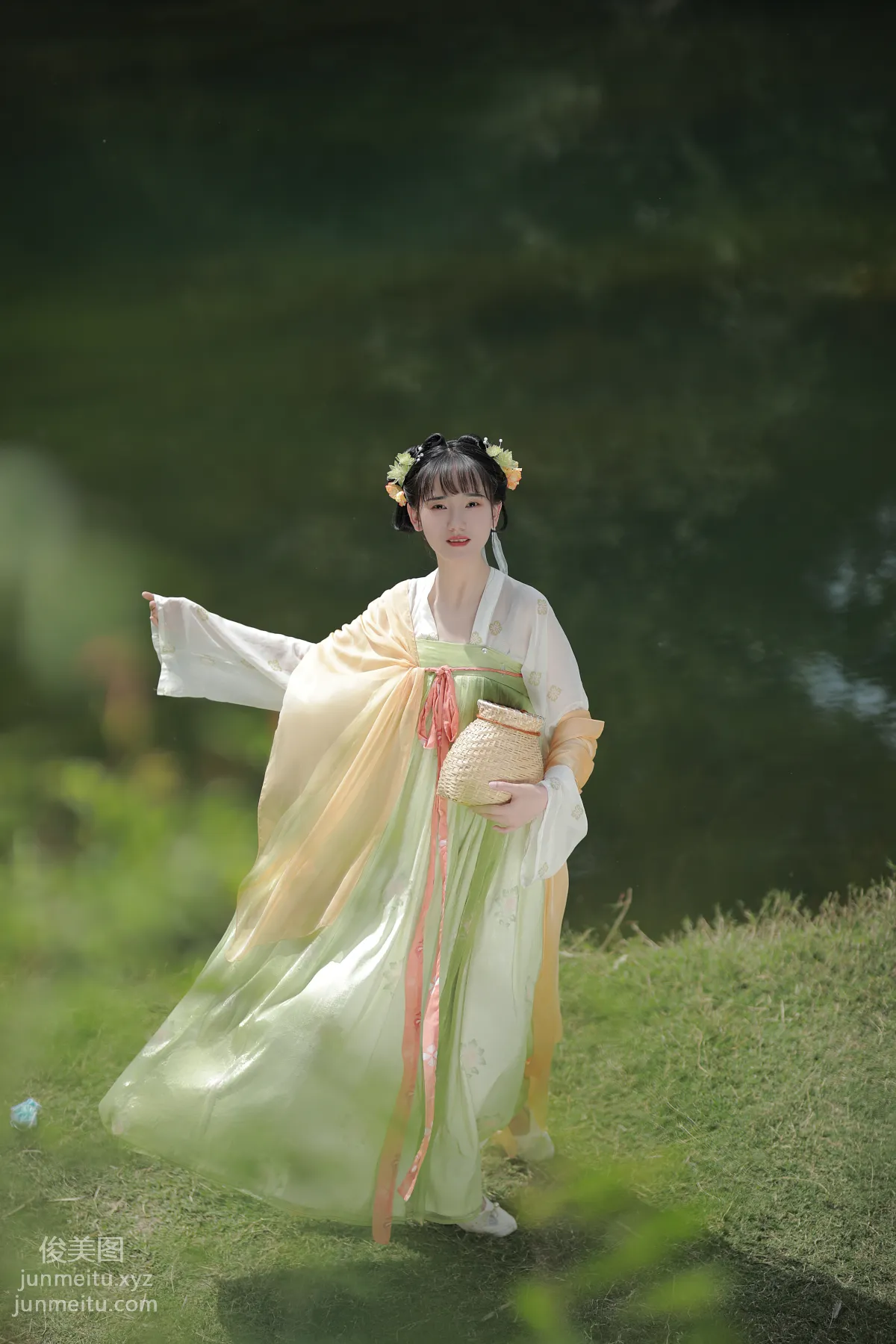 [艺图语] 2022.06.19 吾家有妹初长成 甜甜阑 page 25