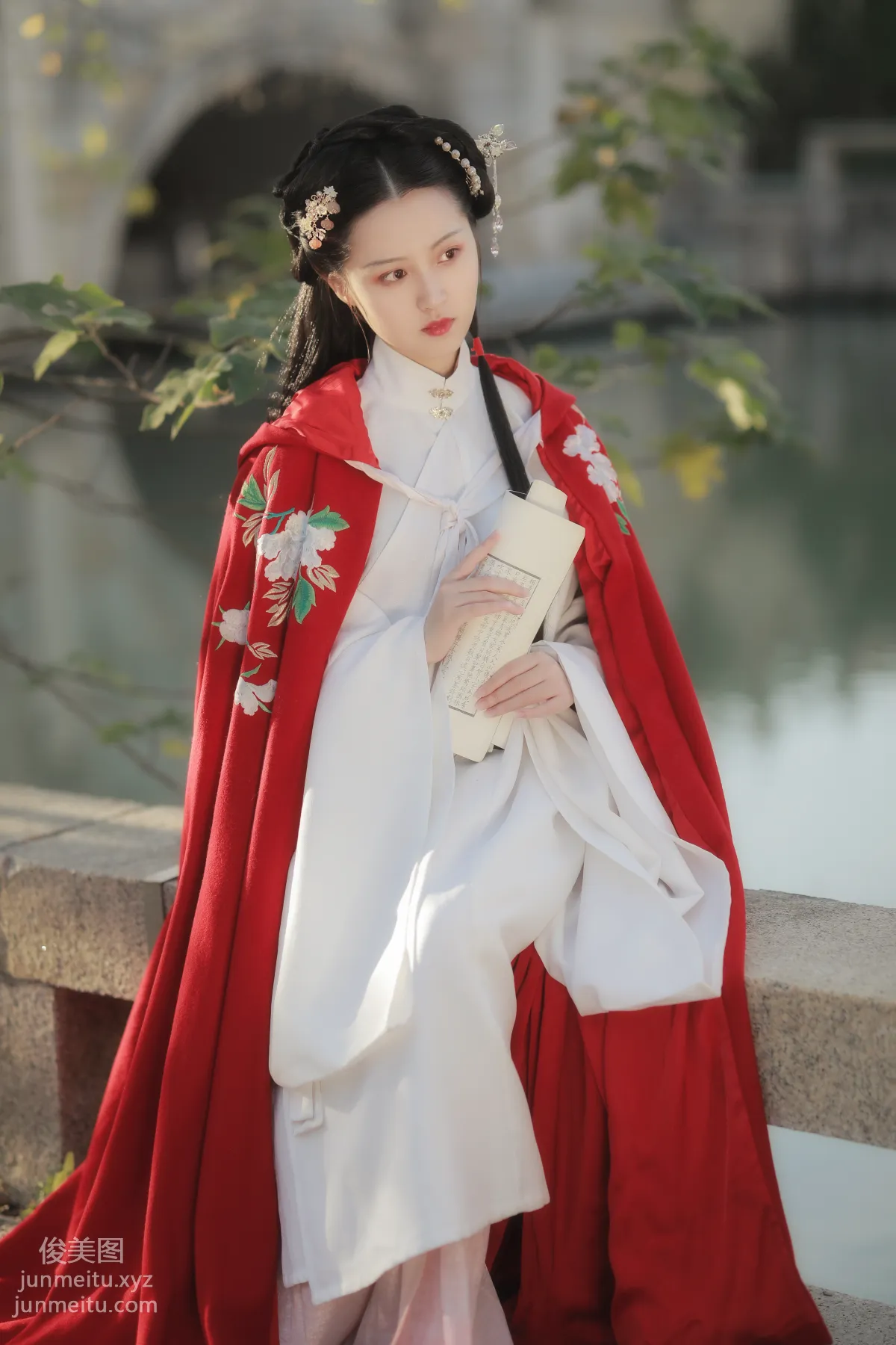 [艺图语] 2022.06.21 秋意生何许 鱿鱼阿姨 page 9
