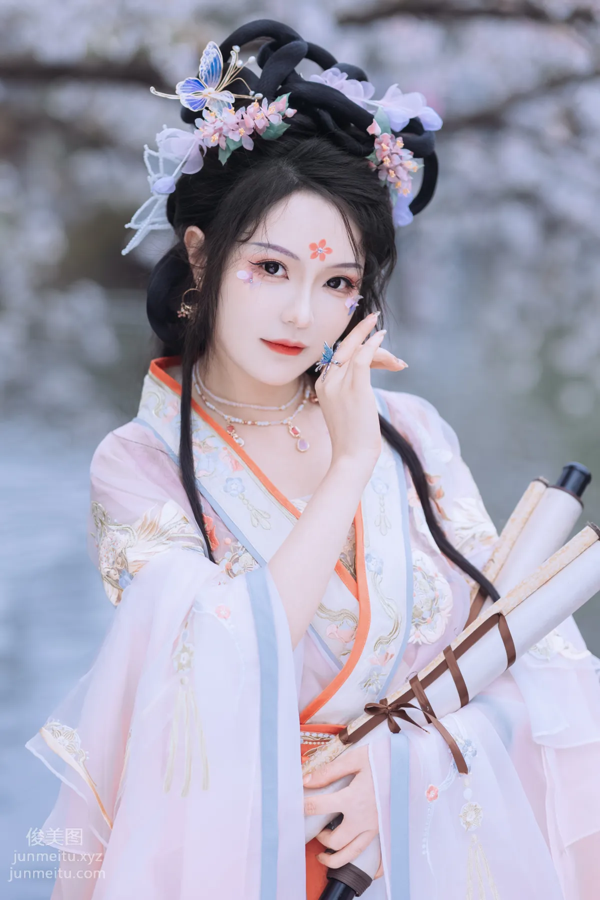 [艺图语] 2022.06.24 初春赏樱 璐璐haley page 17
