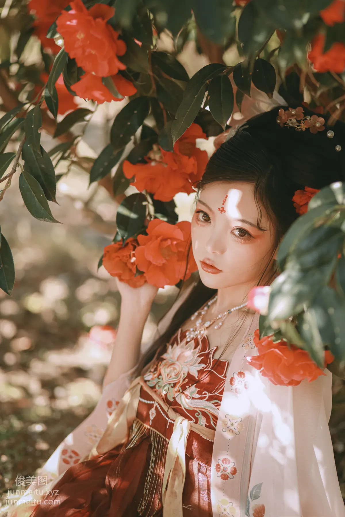 [艺图语] 2022.06.26 山茶花神 芍药_Y page 32