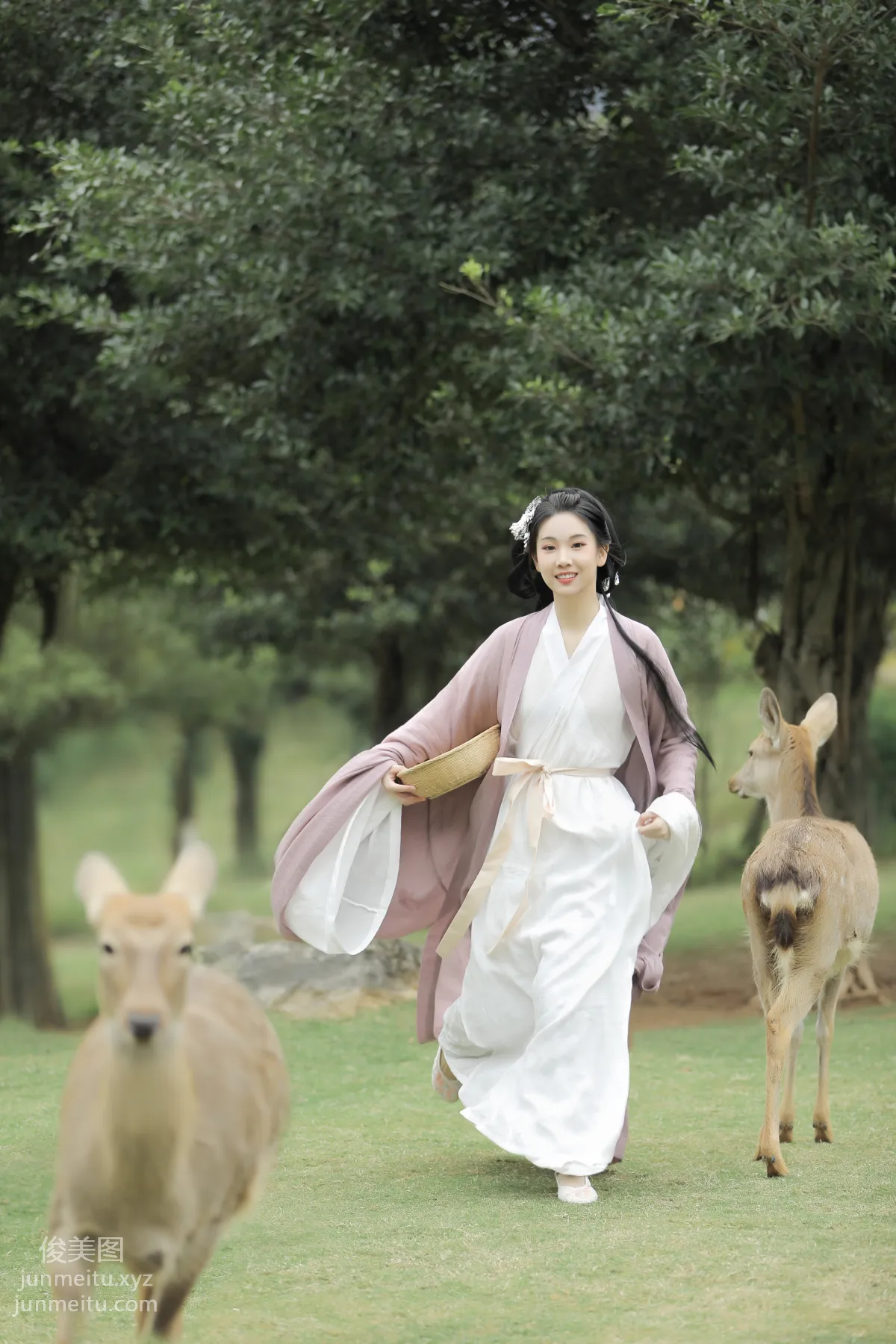[艺图语] 2022.06.27 春风十里 芝芝琪 page 14