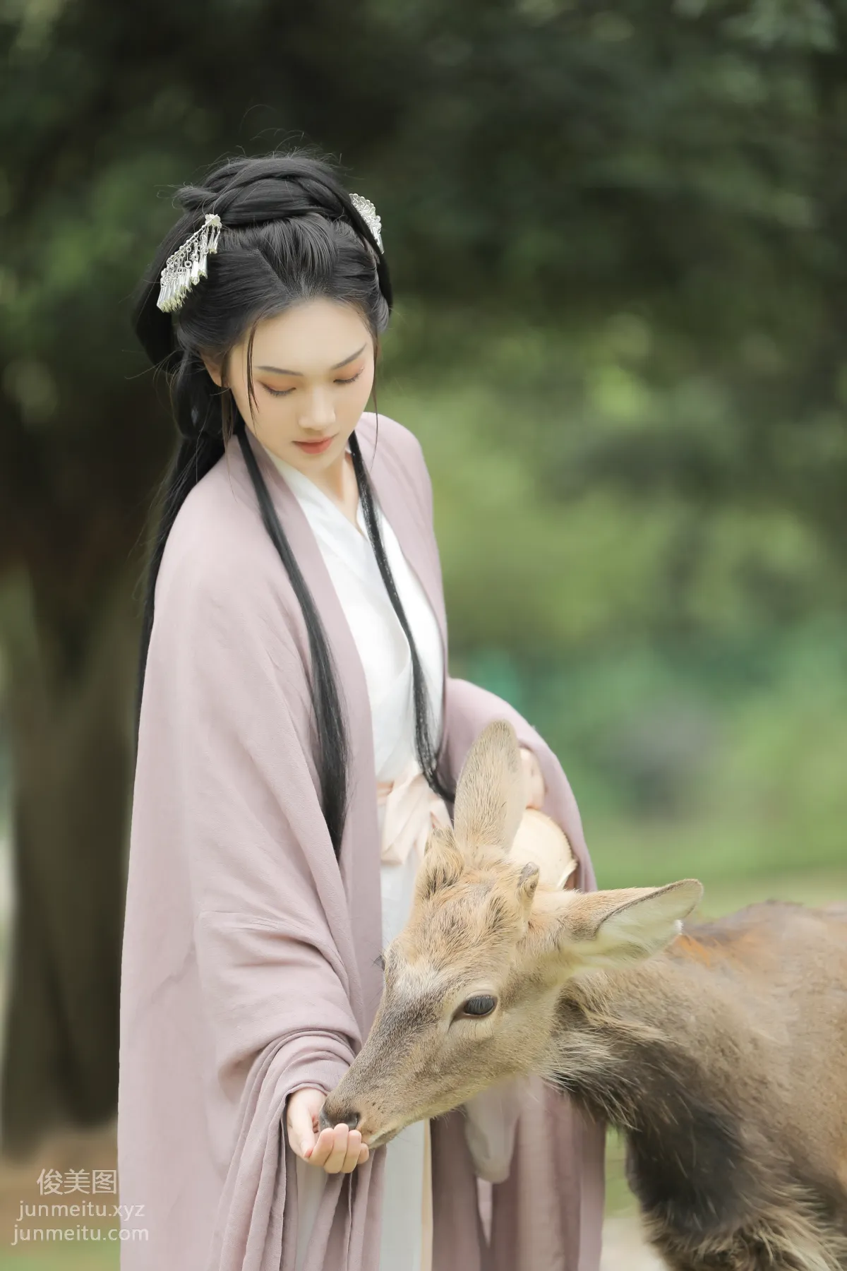 [艺图语] 2022.06.27 春风十里 芝芝琪 page 20