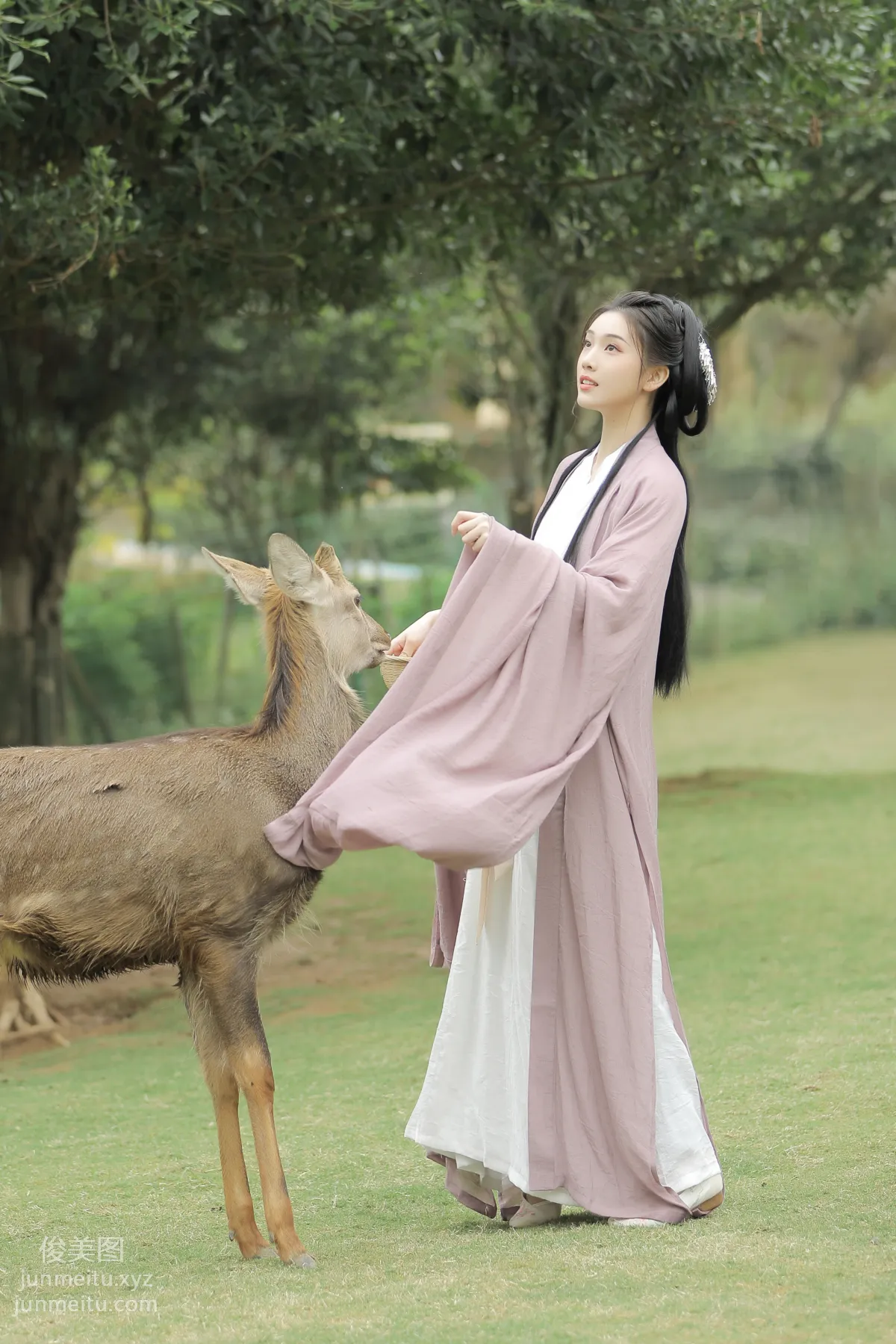 [艺图语] 2022.06.27 春风十里 芝芝琪 page 23