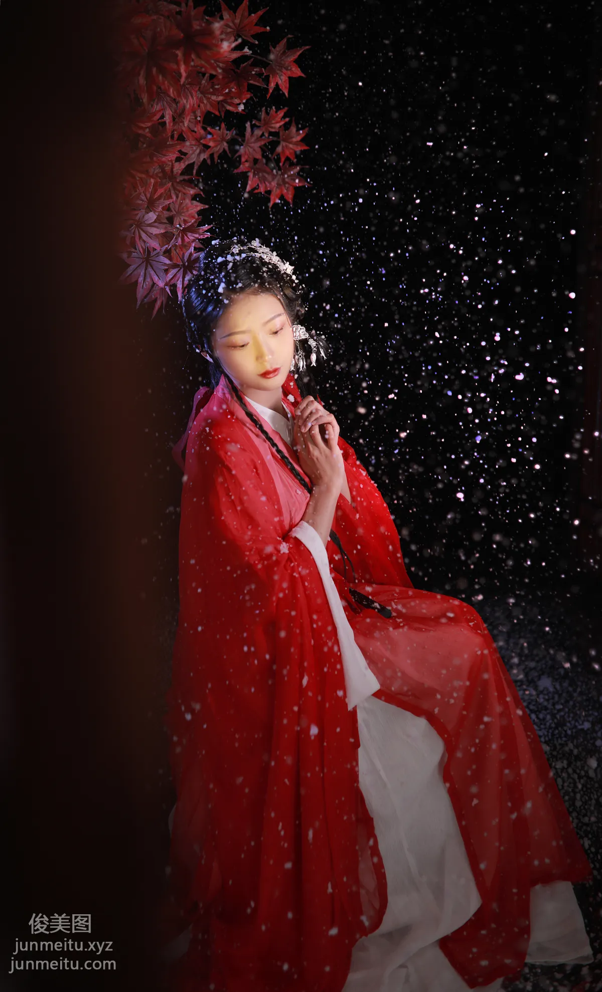 [艺图语] 2022.06.28 夜深知雪重 nya酱的铃铛铛 page 10