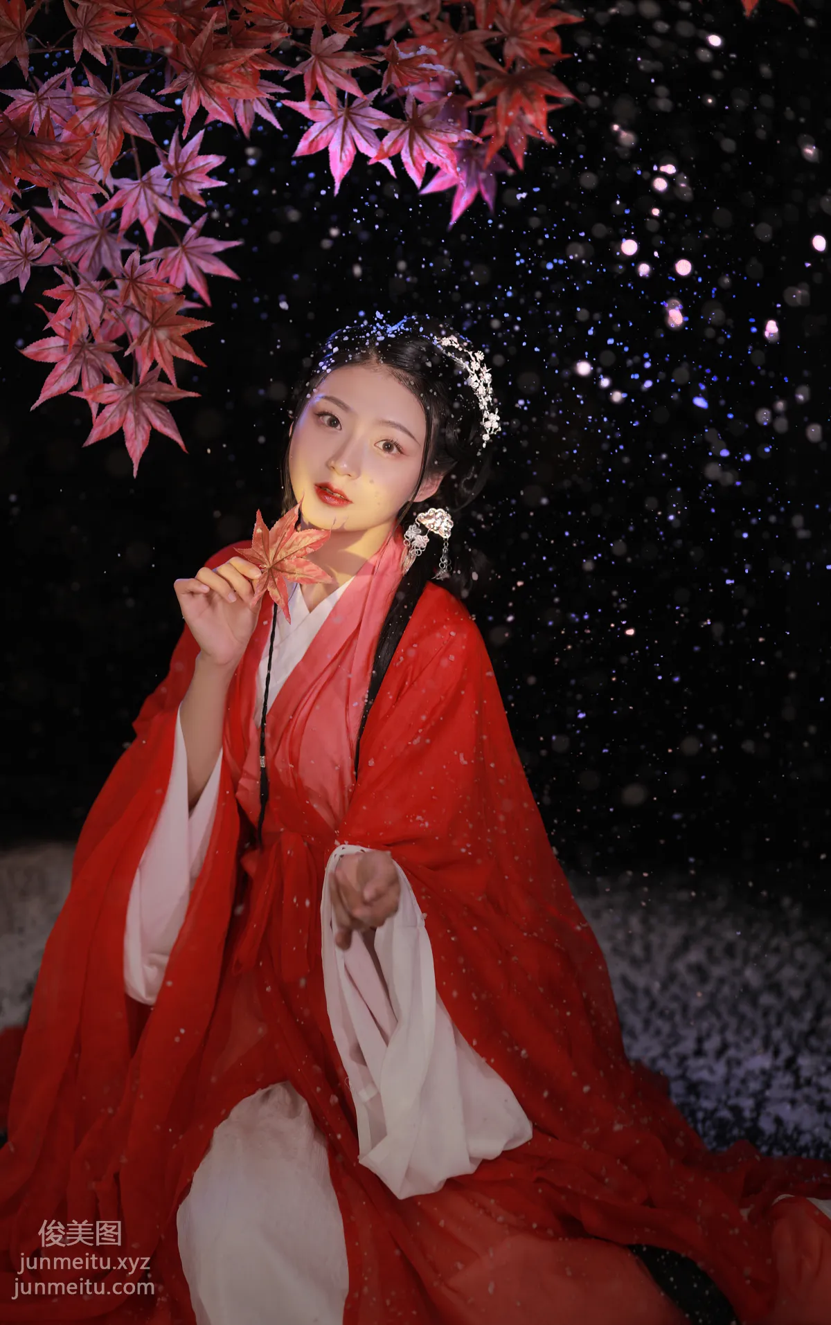 [艺图语] 2022.06.28 夜深知雪重 nya酱的铃铛铛 page 12