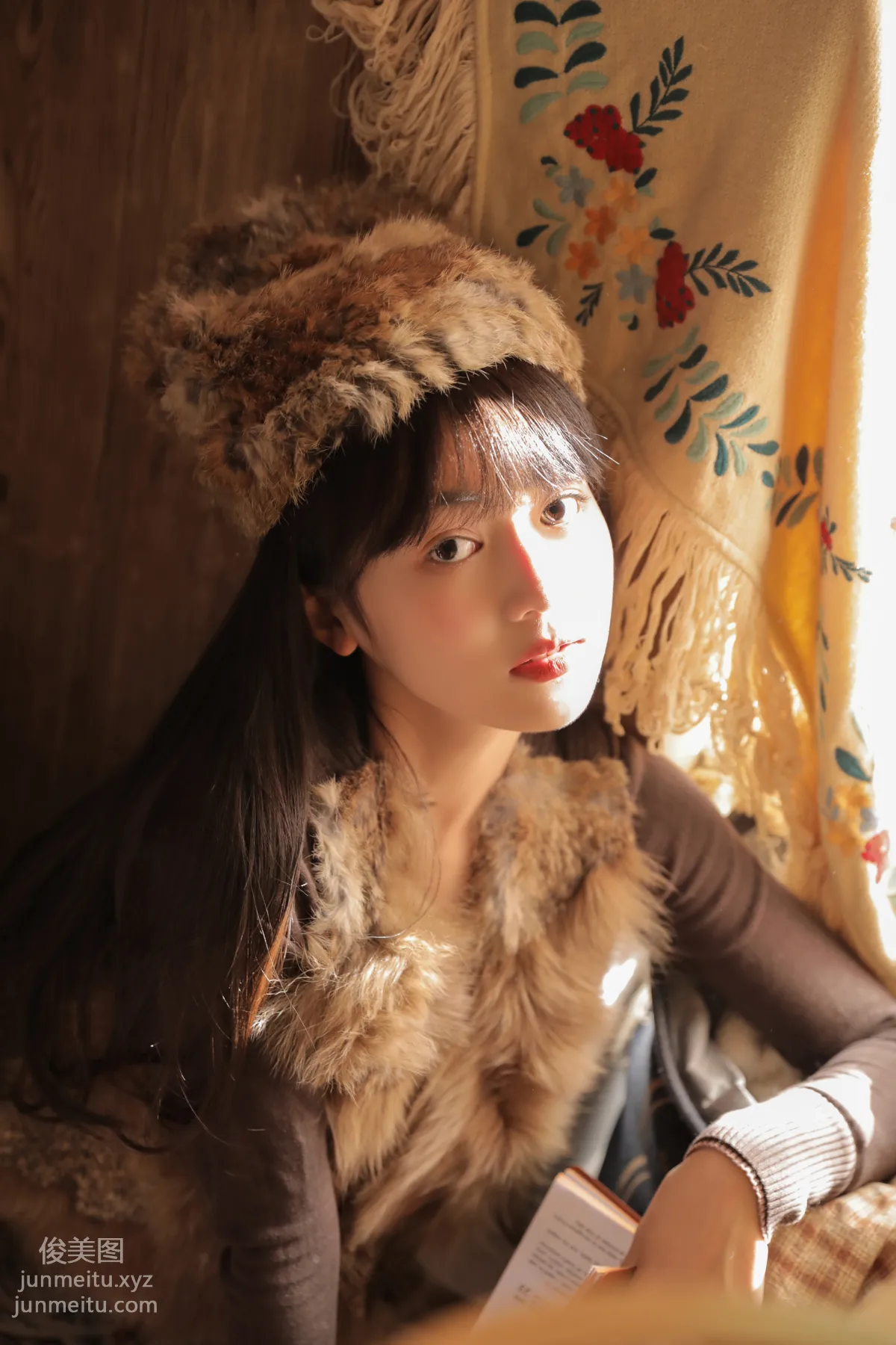 [艺图语] 2022.06.28 浪漫里扯谎 周子歆 page 25