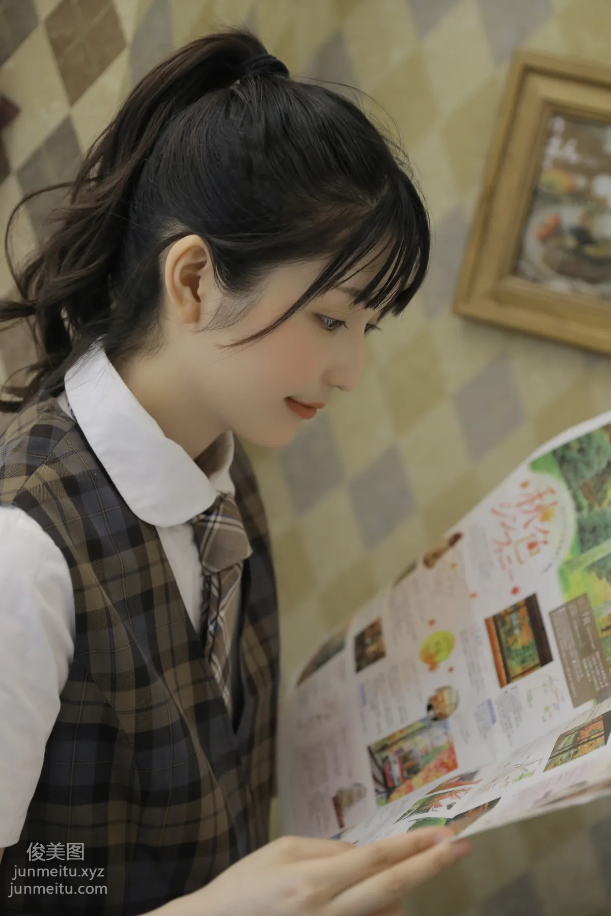 [艺图语] 2022.06.29 高校女生 金迪-Vivian page 6