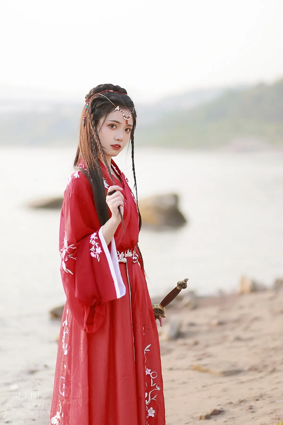 [艺图语] 2022.06.30 异域小公主 沂越 page 6