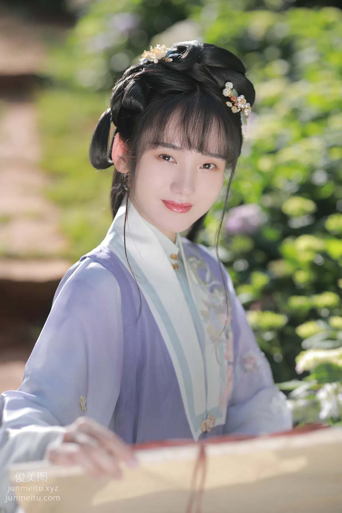 [艺图语] 2022.07.01 风有约，花不误 甜甜阑 page 8