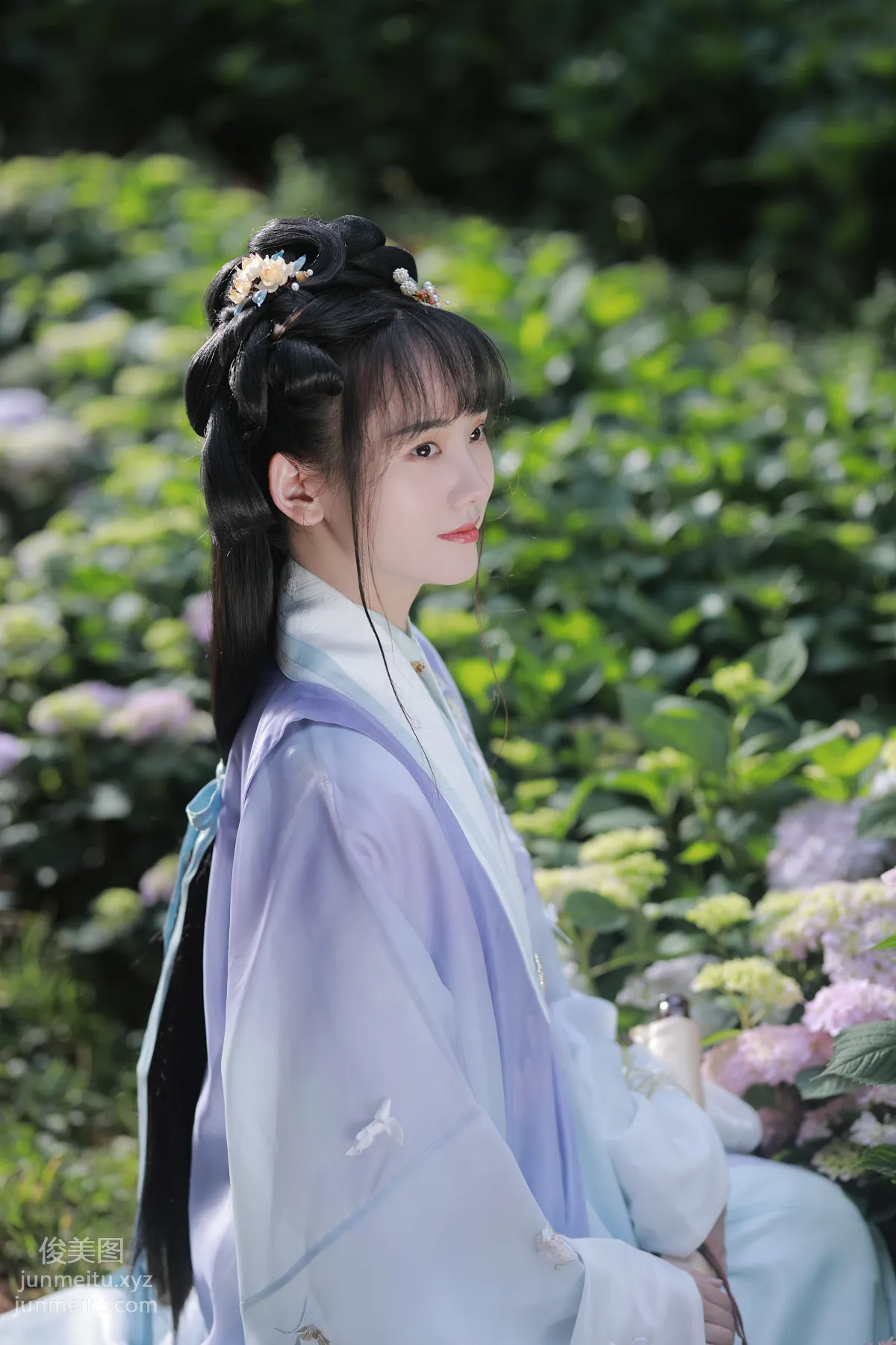 [艺图语] 2022.07.01 风有约，花不误 甜甜阑 page 19