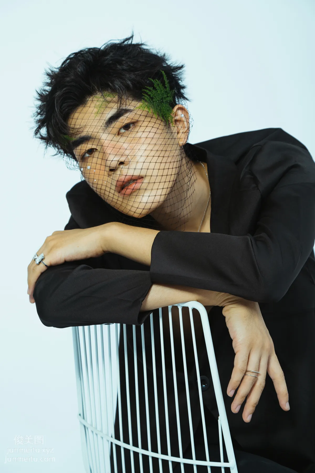 [艺图语] 2022.07.03 面纱 陈川儿Andrew page 6
