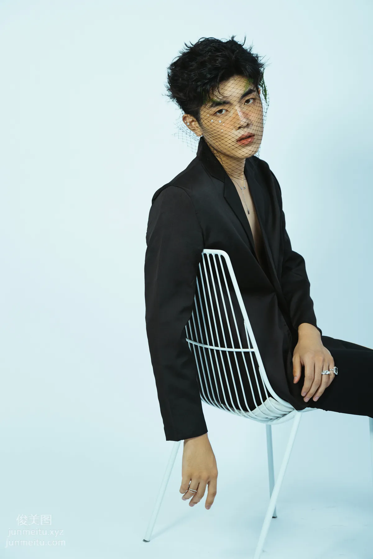 [艺图语] 2022.07.03 面纱 陈川儿Andrew page 22