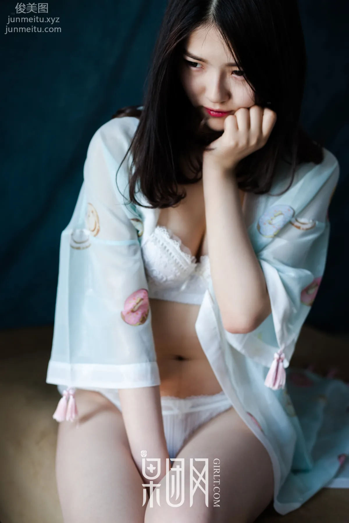 [GIRLT果团网]投稿作品 2017.06.29 TG013 初夏的蜜语@黑与白的交融@昏暗又明亮 page 5