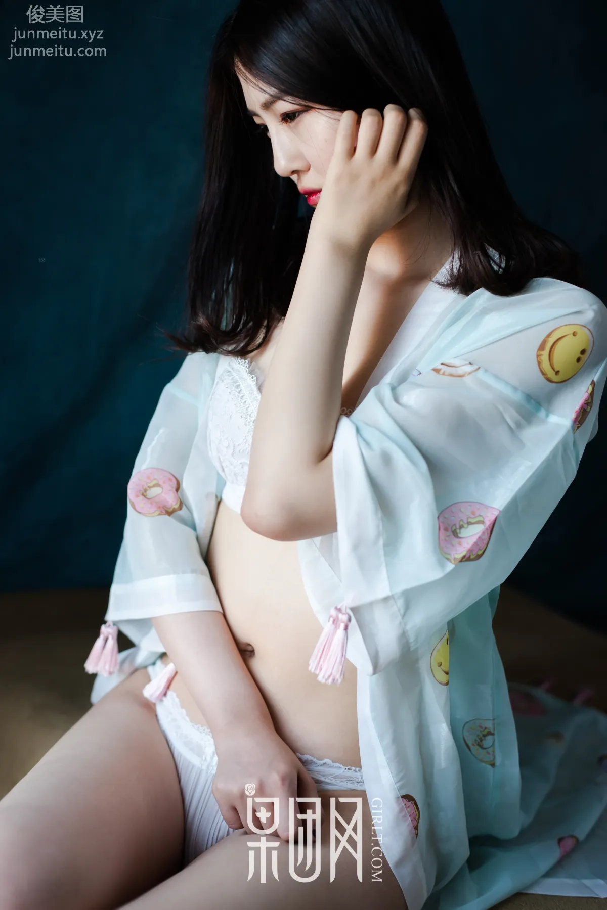 [GIRLT果团网]投稿作品 2017.06.29 TG013 初夏的蜜语@黑与白的交融@昏暗又明亮 page 6