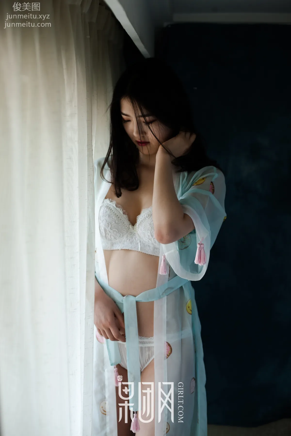 [GIRLT果团网]投稿作品 2017.06.29 TG013 初夏的蜜语@黑与白的交融@昏暗又明亮 page 14