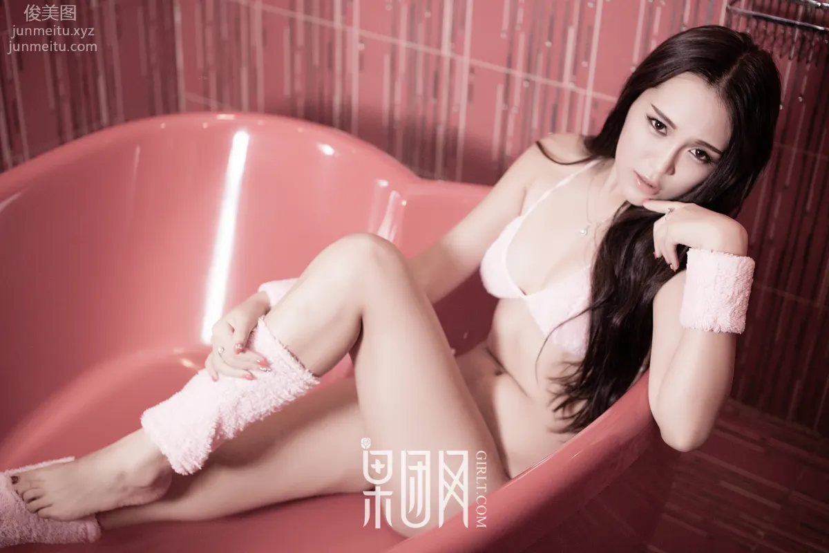 [Girlt果团网] 2018.04.04 No.136 小兔子乖乖 page 31