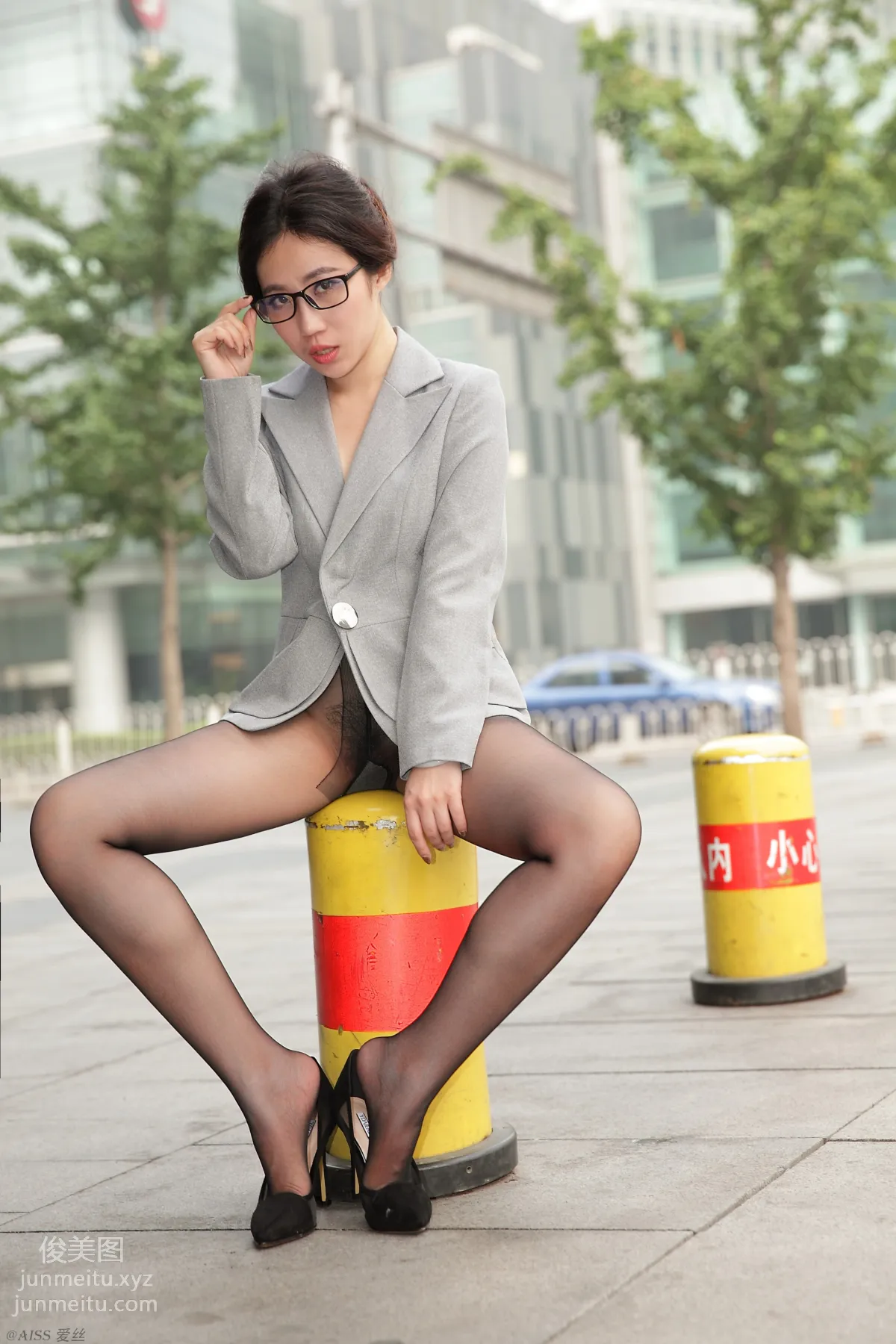 AISS爱丝 黄金会员版 4026美丝职员 [99P] page 47