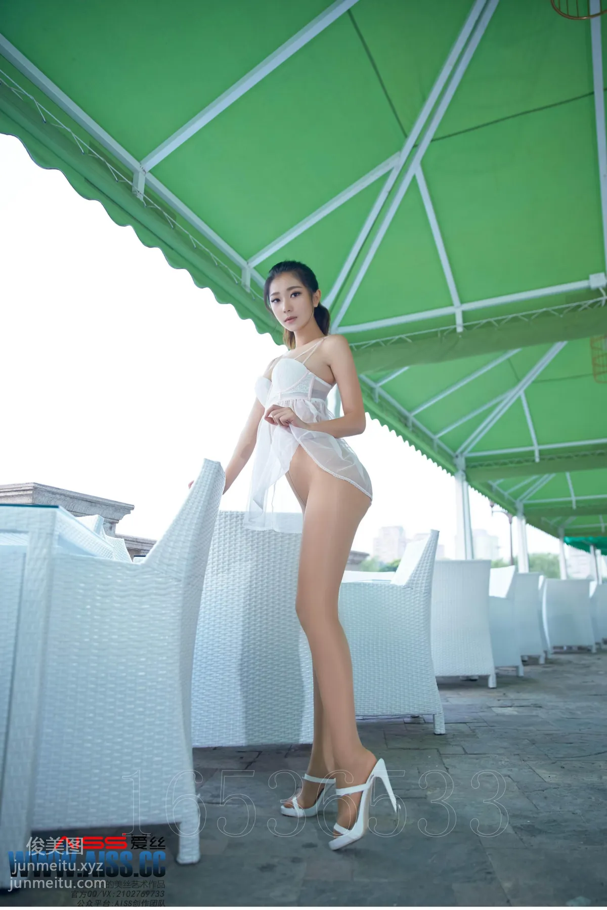 AISS爱丝 黄金会员版 F6029 穿丝袜的街道亚美依 [73P] page 16