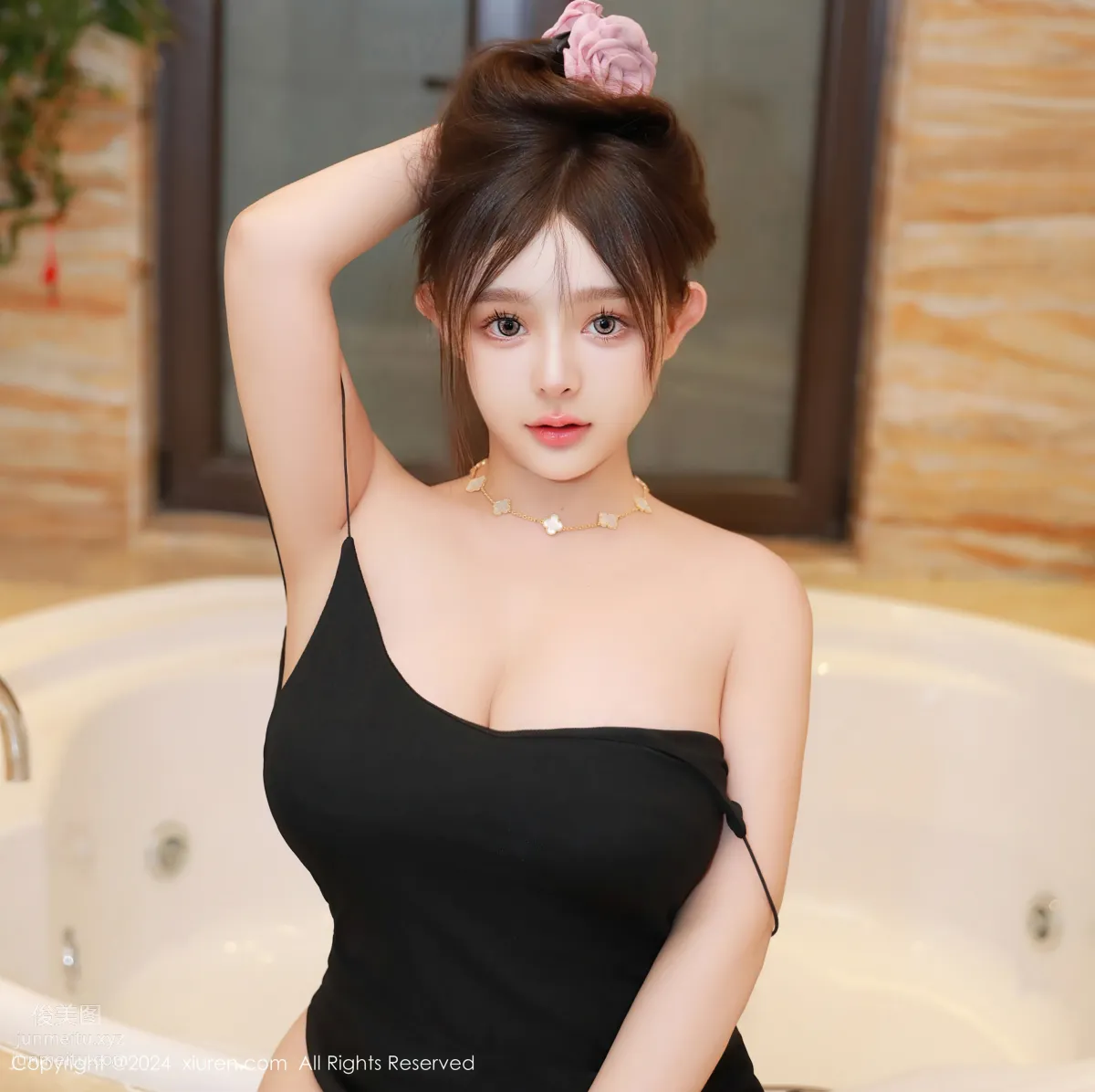 [Xiuren秀人网]2024.07.25 NO.8911 娜娜子yy page 58