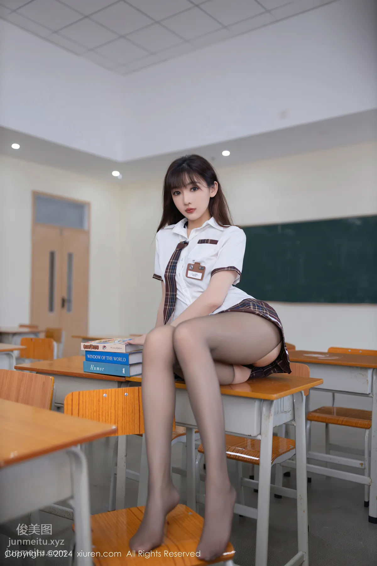 [Xiuren秀人网]2024.07.25 NO.8918 陆萱萱 page 4