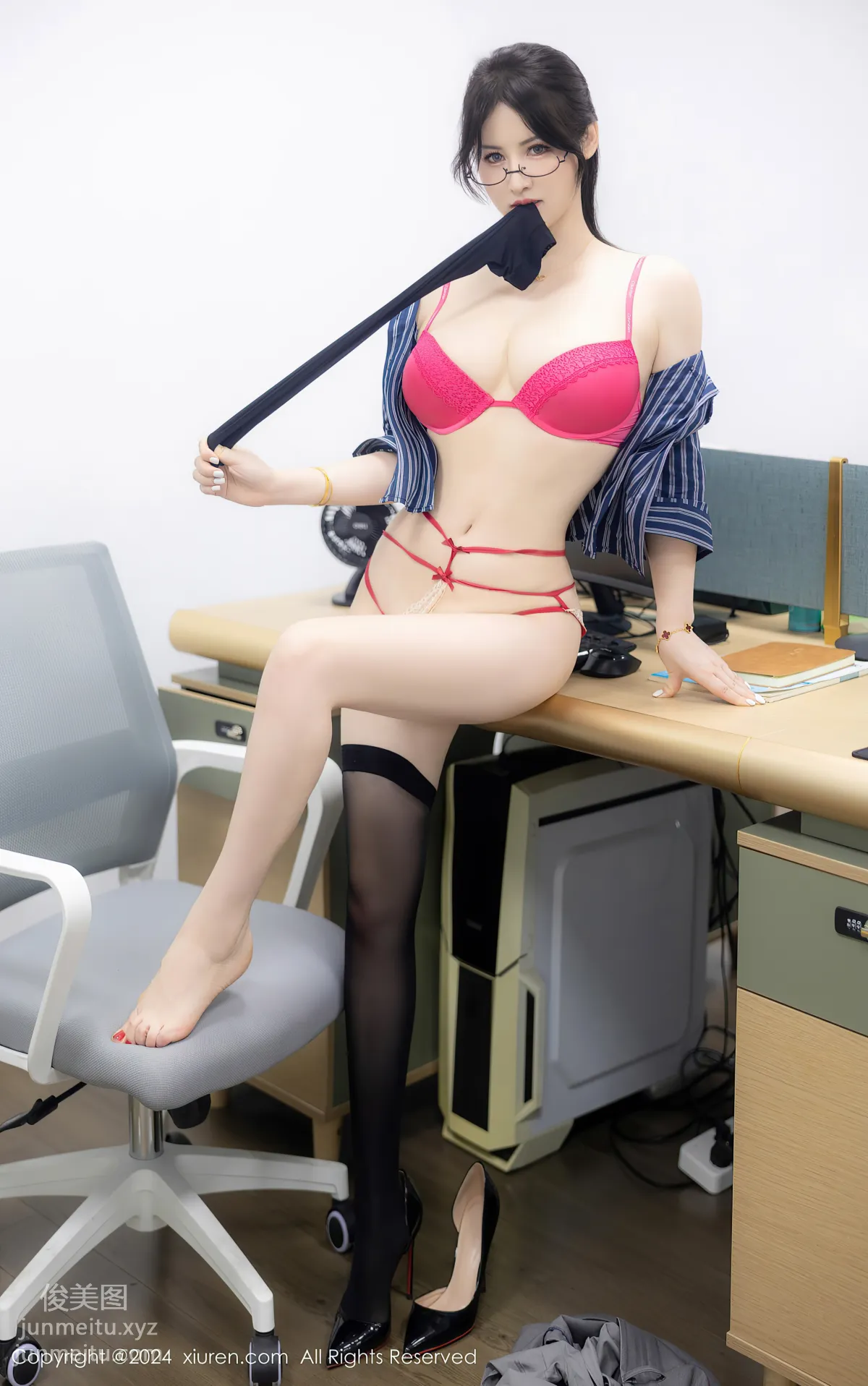 [Xiuren秀人网]2024.08.05 NO.8971 诗诗kiki page 74