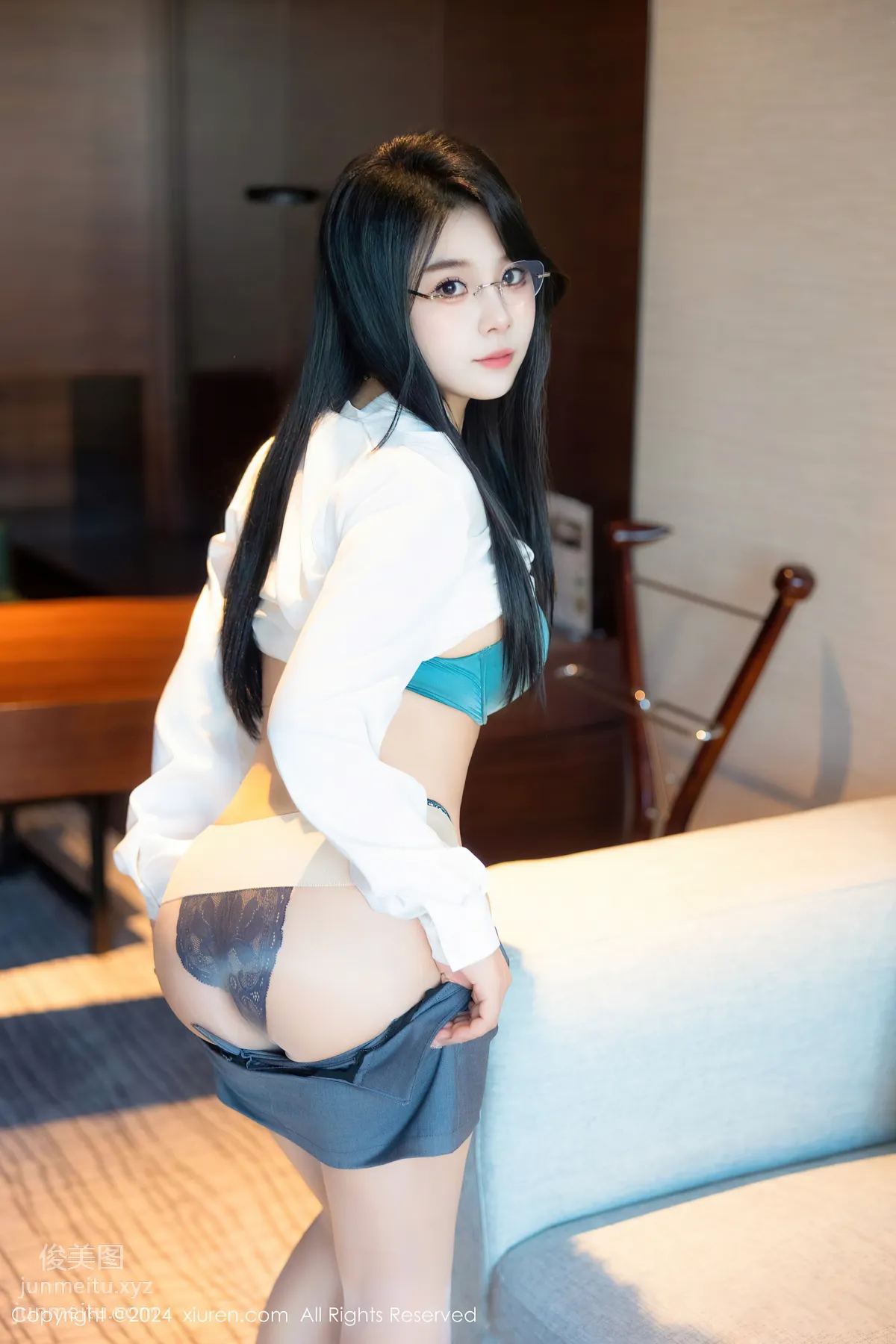 [Xiuren秀人网]2024.08.09 NO.8989 麦田 page 51