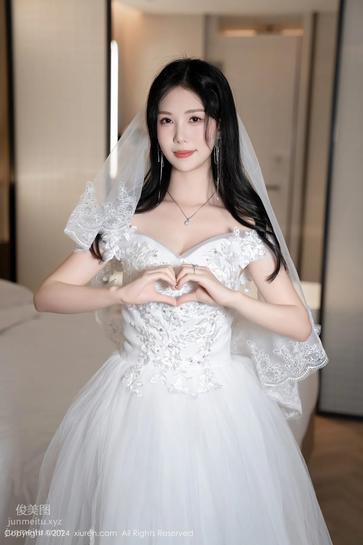 [Xiuren秀人网]2024.08.09 NO.8998 利世 page 36