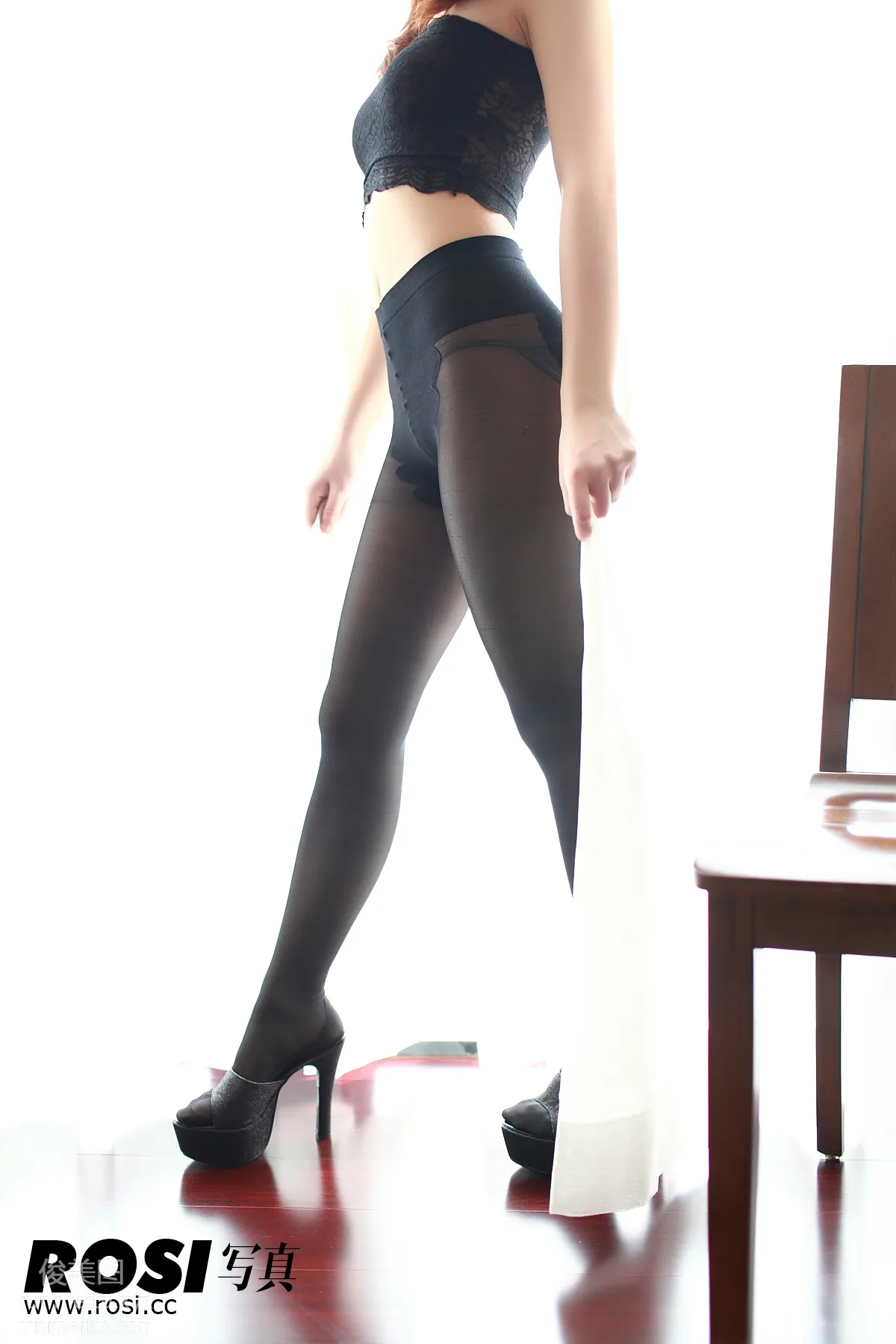 ROSI写真 NO.019 page 15