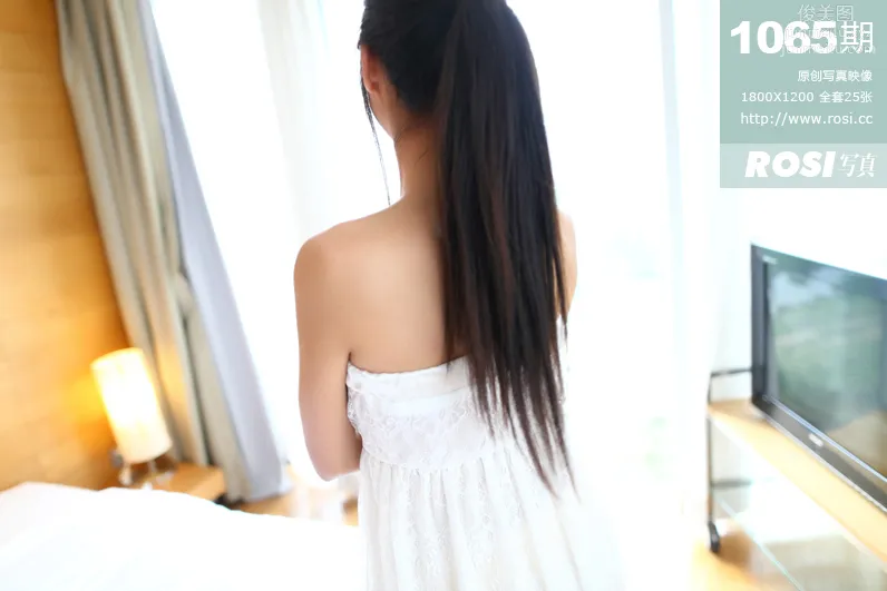 ROSI写真 2014.11.07 NO.1065 page 2