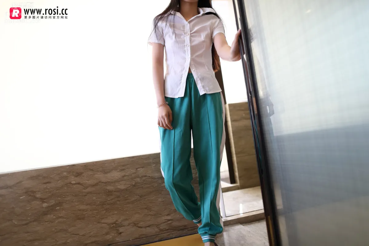 [ROSI写真] 2017.08.08 NO.2071 page 3