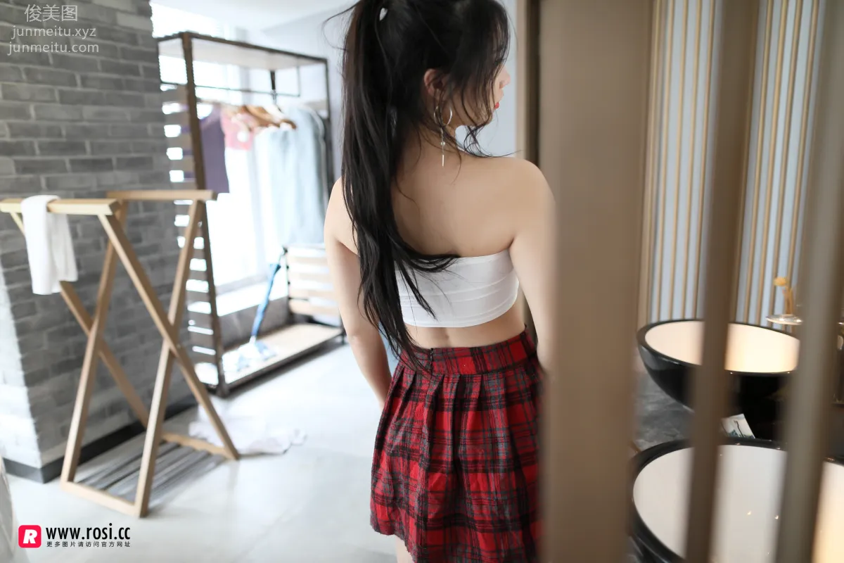 [ROSI写真] 2017.11.26 No.2181 page 3