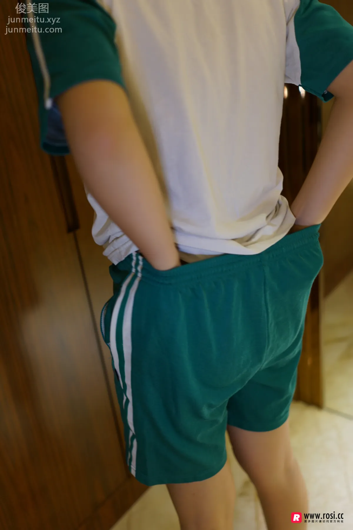 [ROSI写真] 2017.12.13 NO.2198 page 15