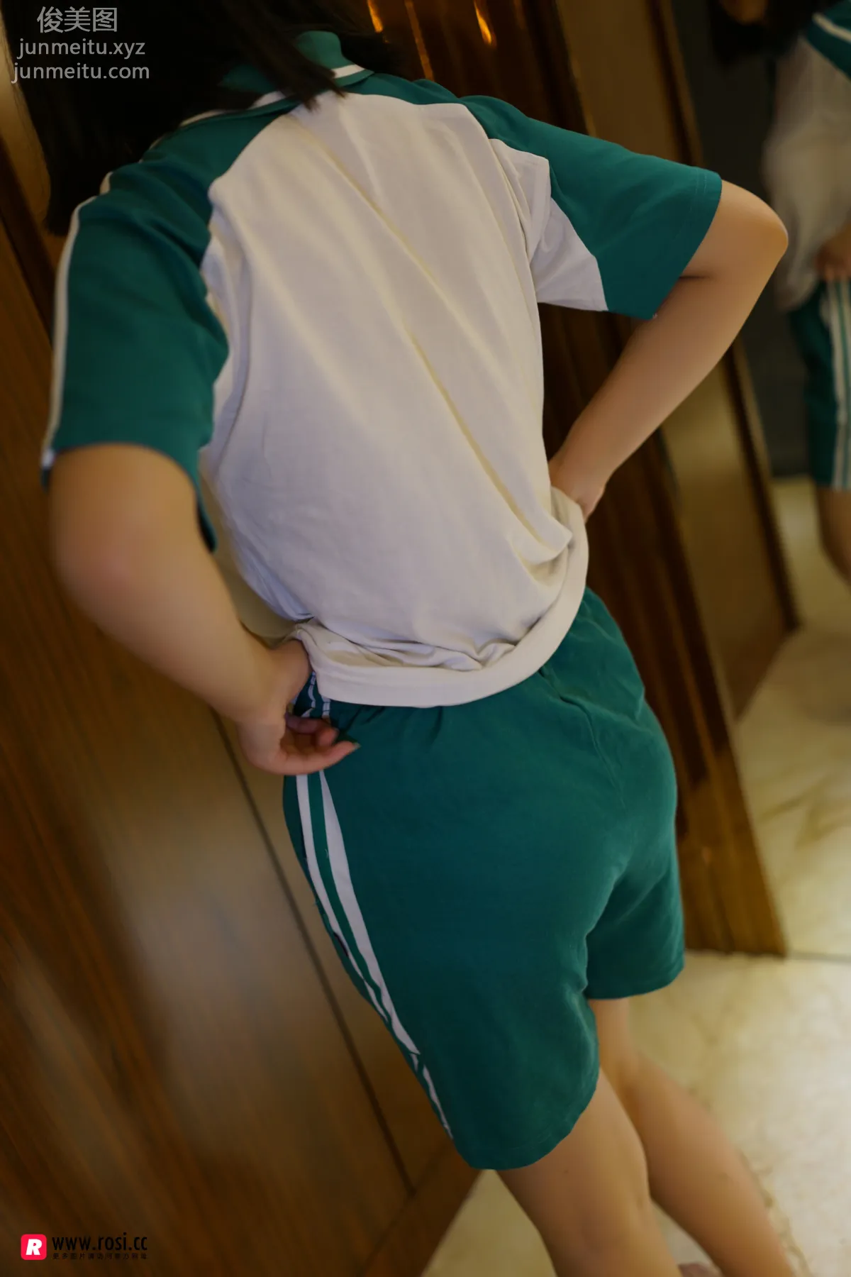 [ROSI写真] 2017.12.13 NO.2198 page 12