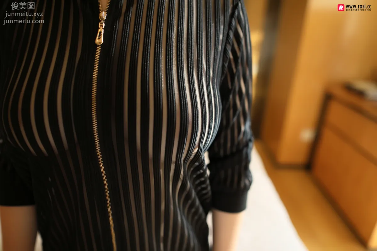 [ROSI写真] 2018.01.01 No.2217 page 5