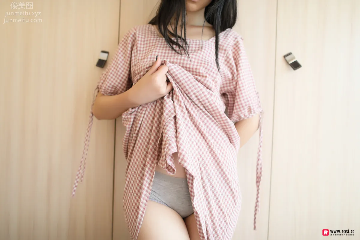 [ROSI写真] 2018.02.03 NO.2250 page 16