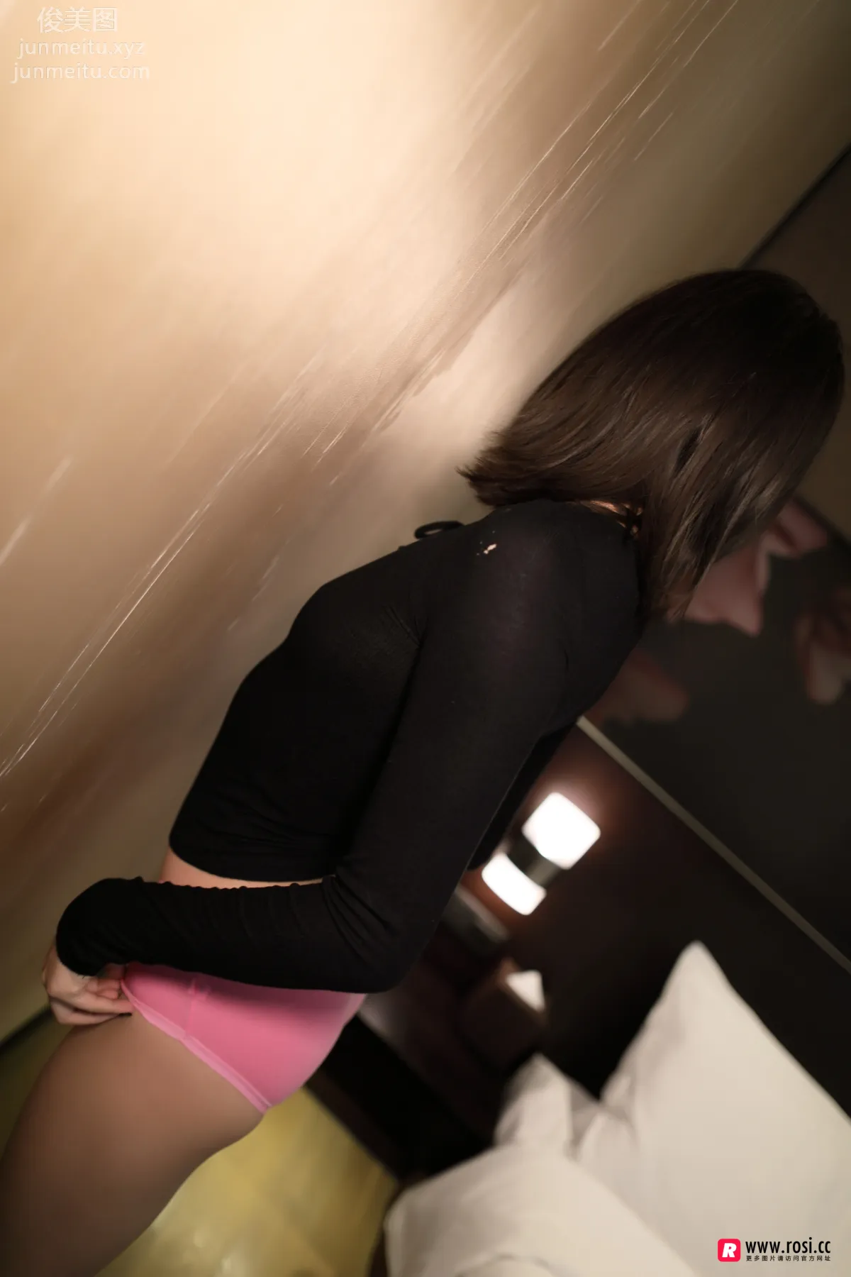 [ROSI写真] 2018.03.15 NO.2290 page 4
