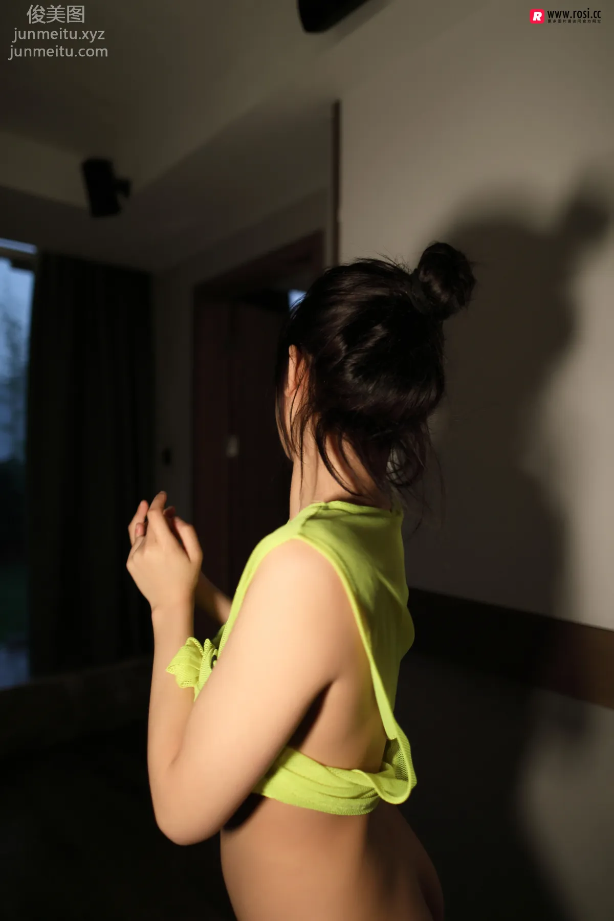 [ROSI写真] 2018.08.05 NO.2433 page 59