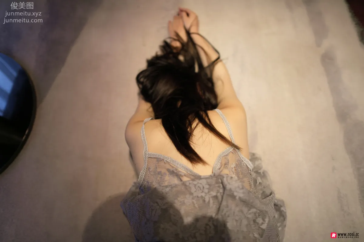[ROSI写真] 2018.08.10 NO.2438 page 18