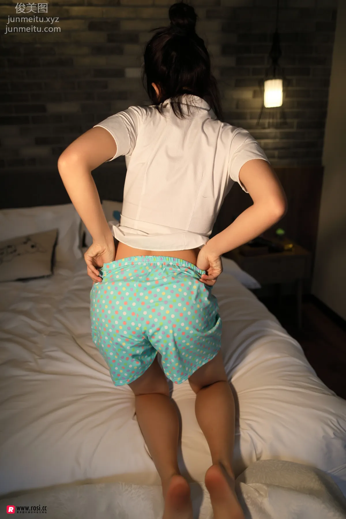 [ROSI写真] 2018.08.13 NO.2441 page 21