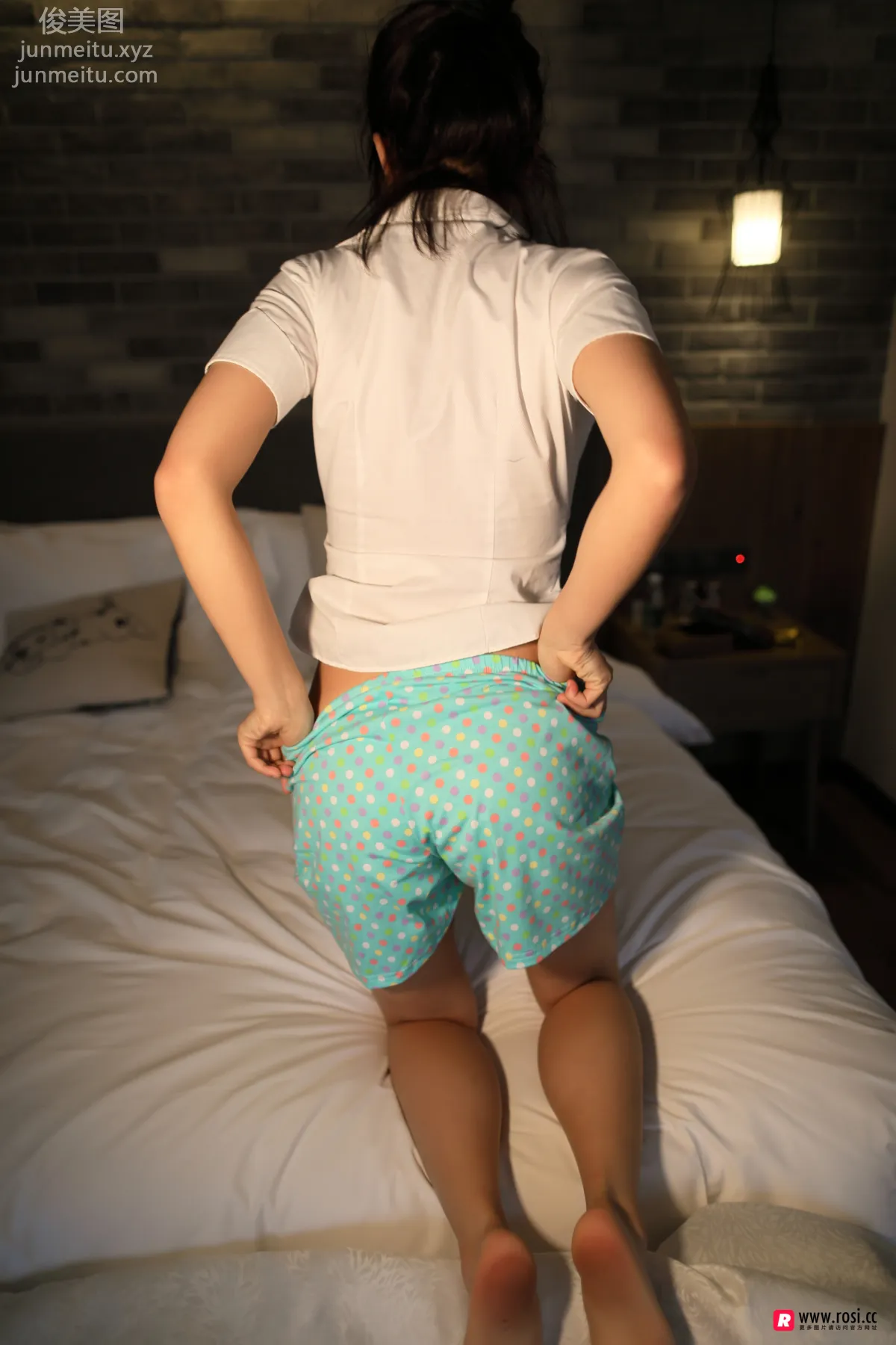 [ROSI写真] 2018.08.13 NO.2441 page 22