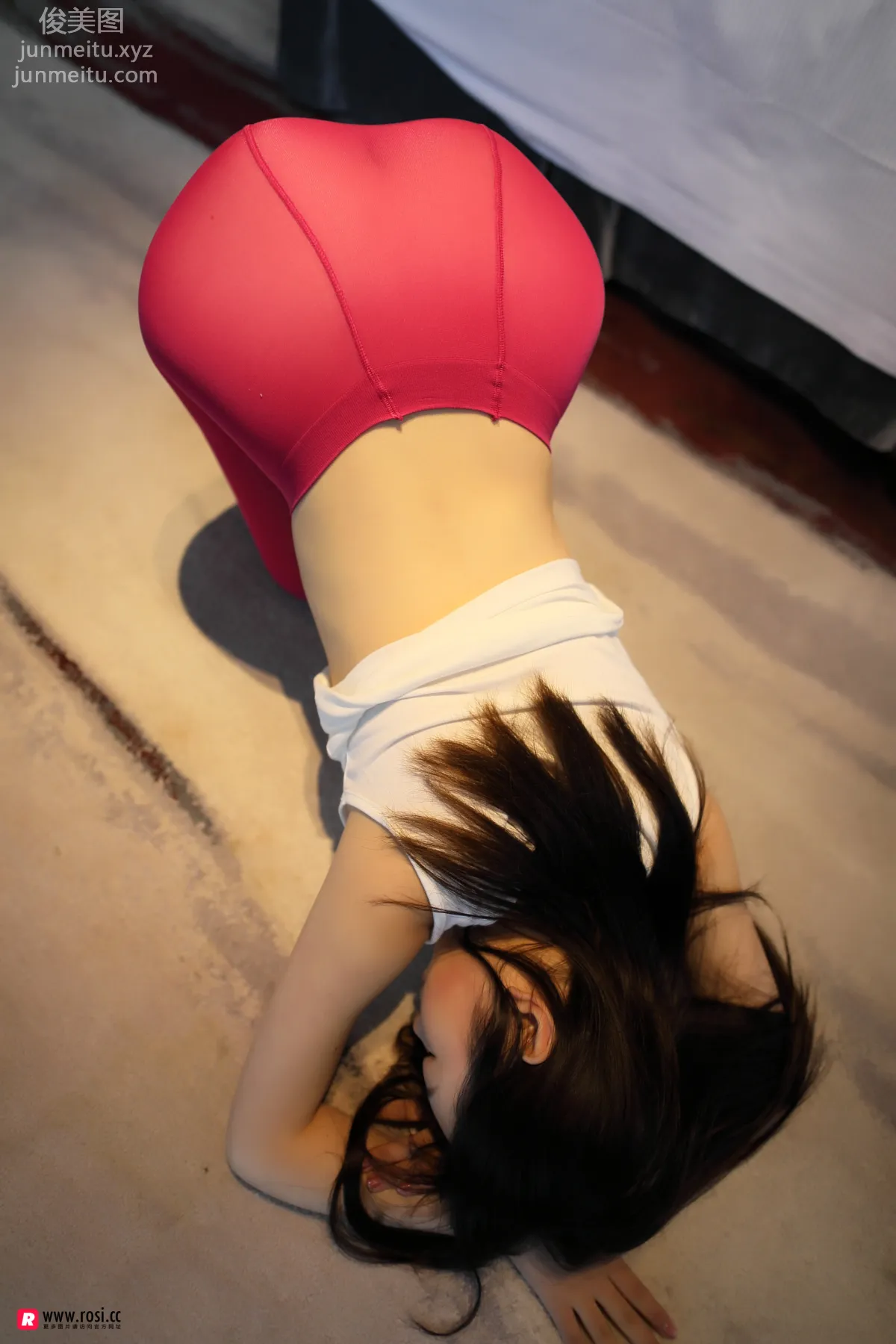 [ROSI写真] 2018.08.17 NO.2445 page 28