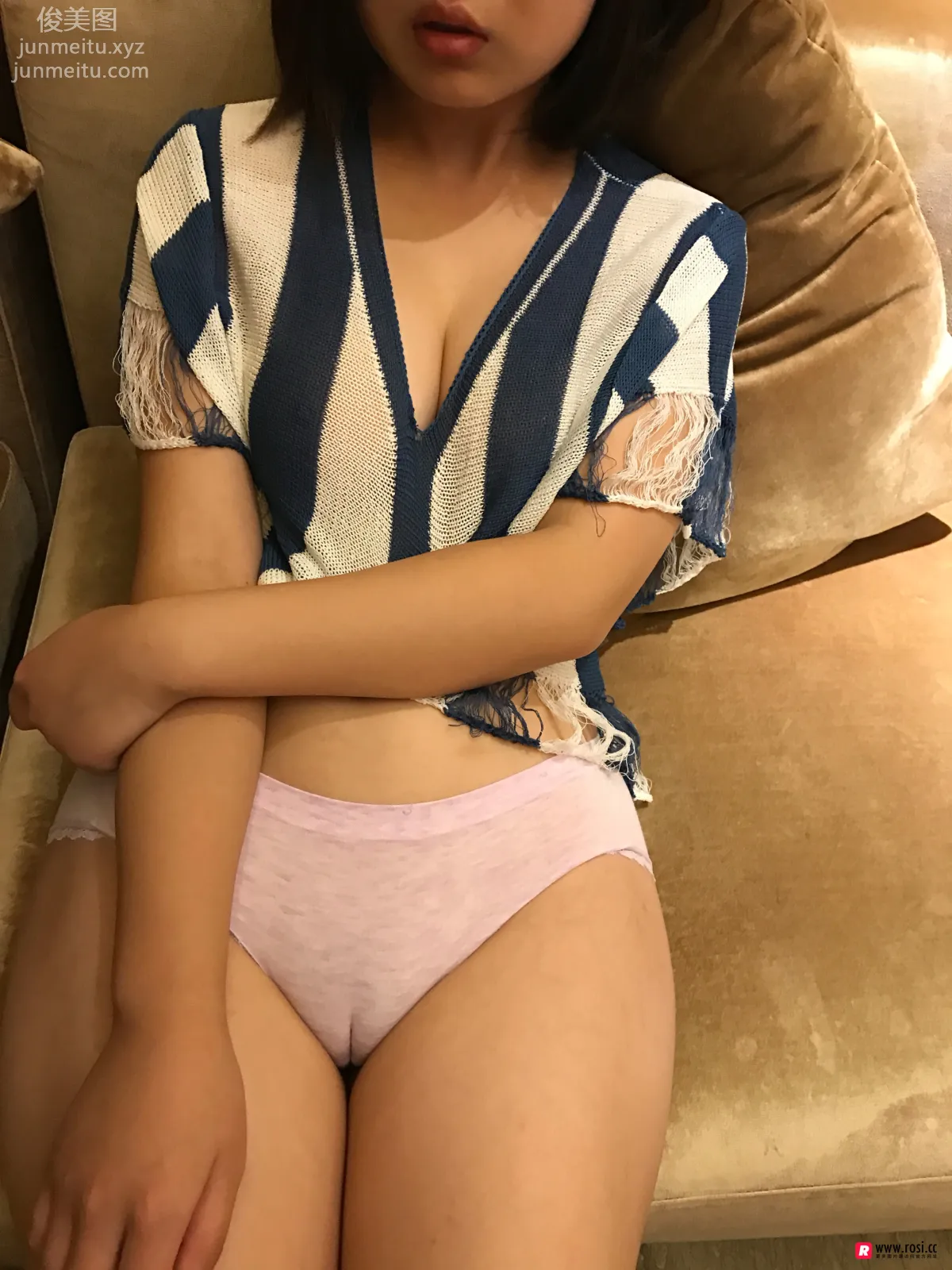 [ROSI写真] 2018.08.31 NO.2459 page 30
